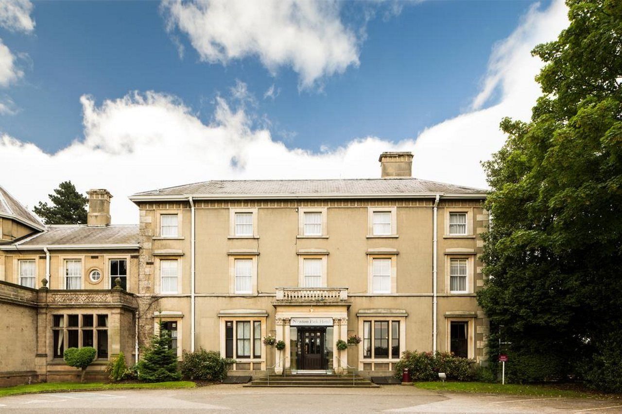 Mercure Burton Upon Trent, Newton Park Eksteriør bilde